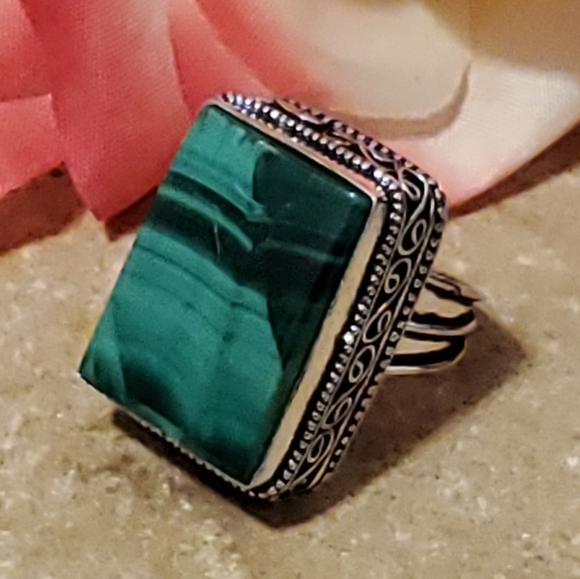 Jewelry - 💚 MALACHITE RING - A guardian of the heart